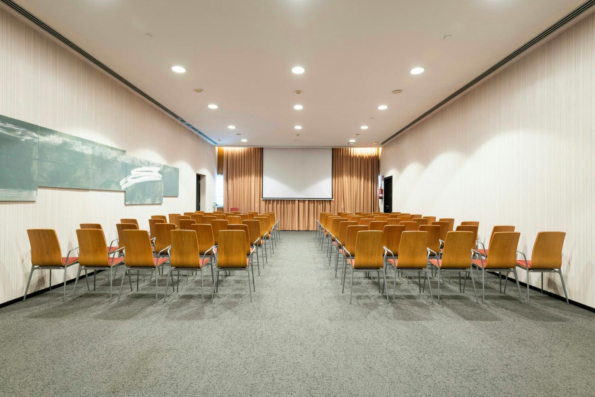 Leonardo Royal Hotel Barcelona Forum — Fotos 1